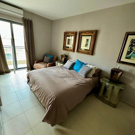 Aron Seaviews Apartment Sliema Buitenkant foto