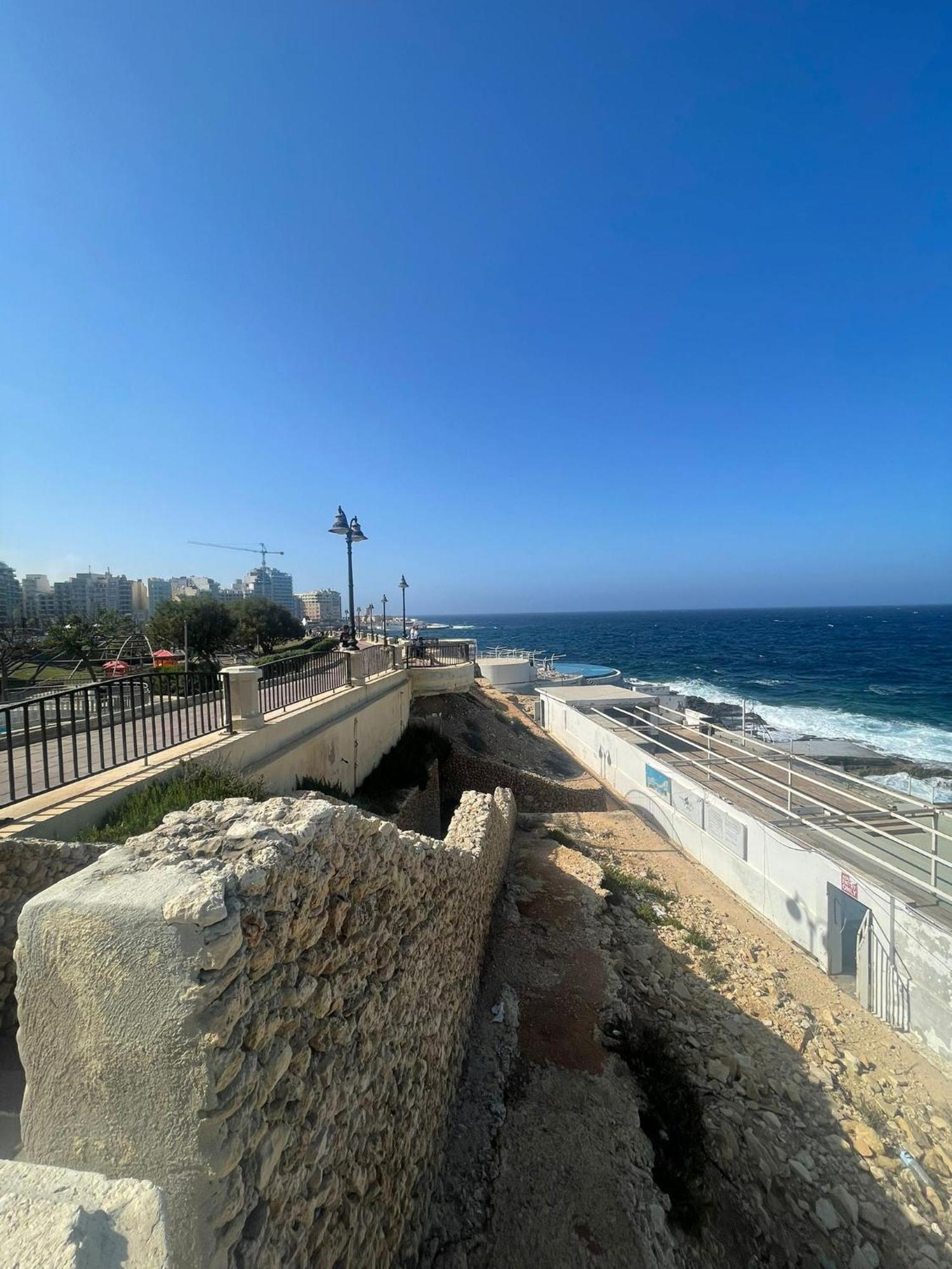 Aron Seaviews Apartment Sliema Buitenkant foto
